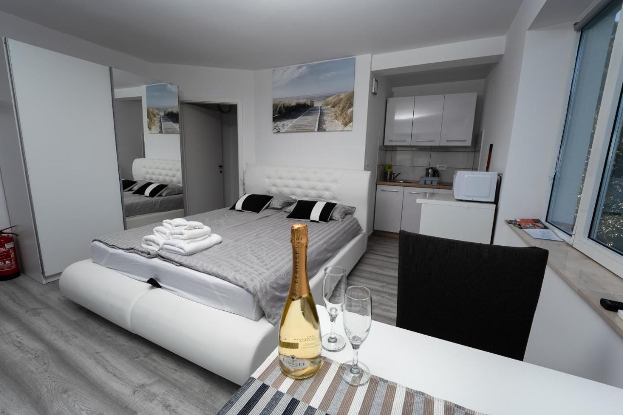 Bellevue Molet Apartments Koper Dış mekan fotoğraf